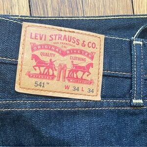 Levi's Men's 541 Blue Jeans